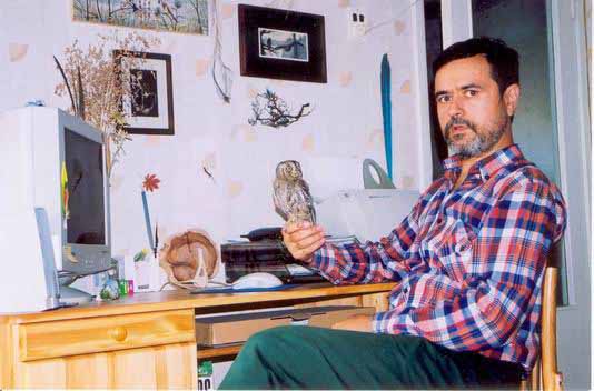 автор с одним из птенцов сплюшек